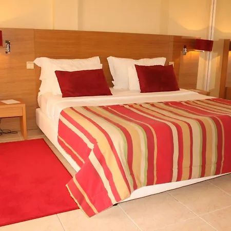 ホテル Mh Atlantico アトウギア・ダ・バレイア