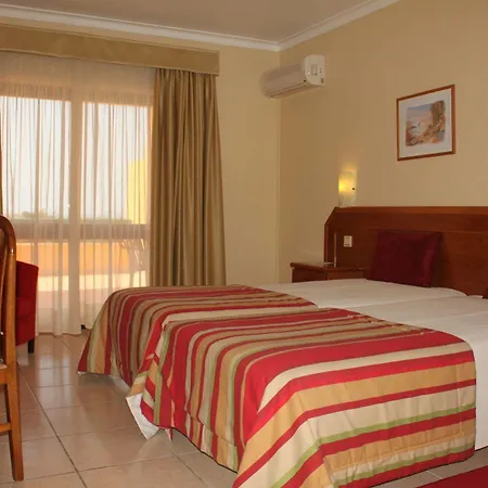 Mh Atlantico Otel