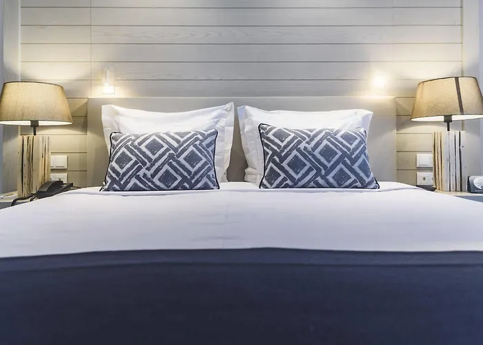 ホテル Mh Atlantico アトウギア・ダ・バレイア